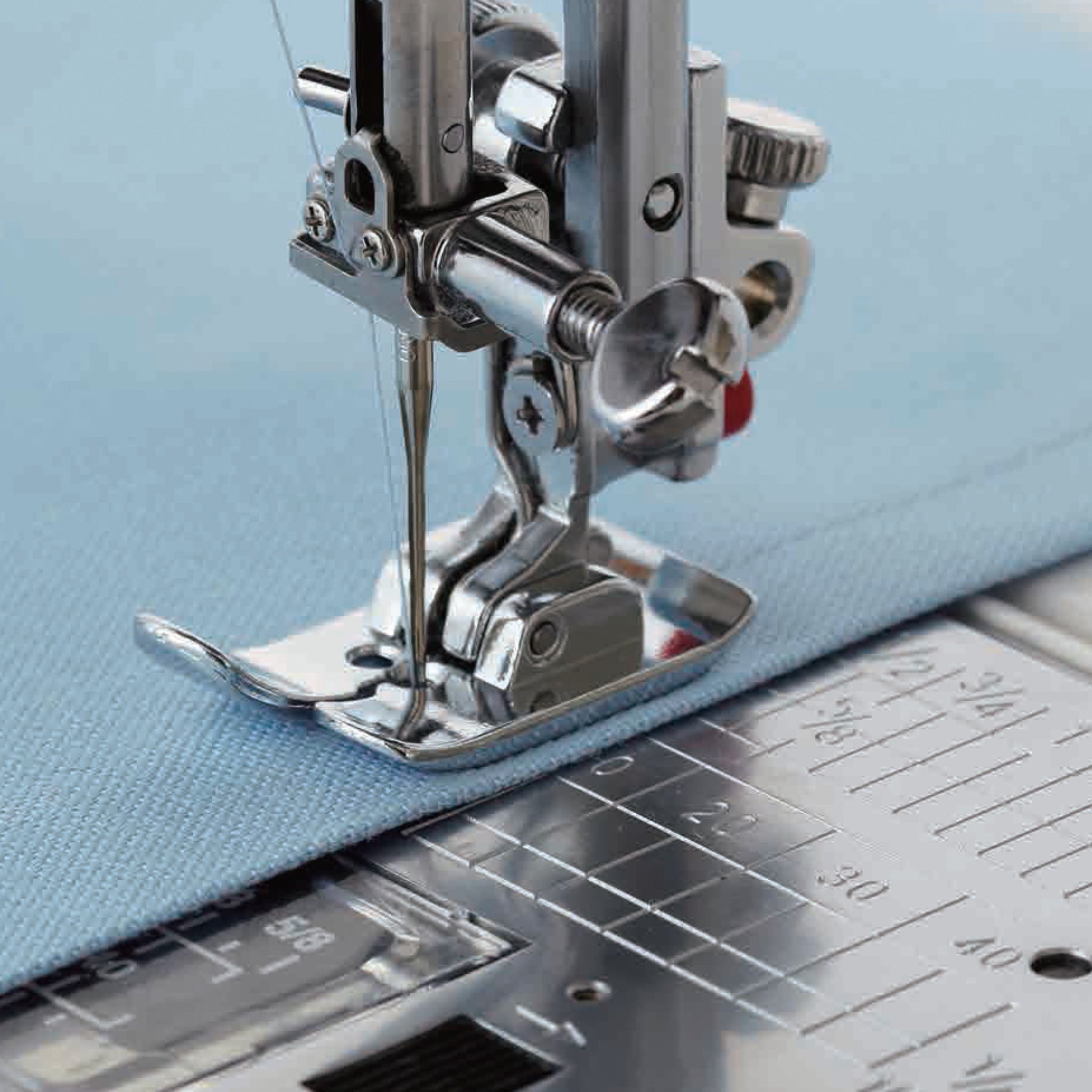 Straight stitch foot